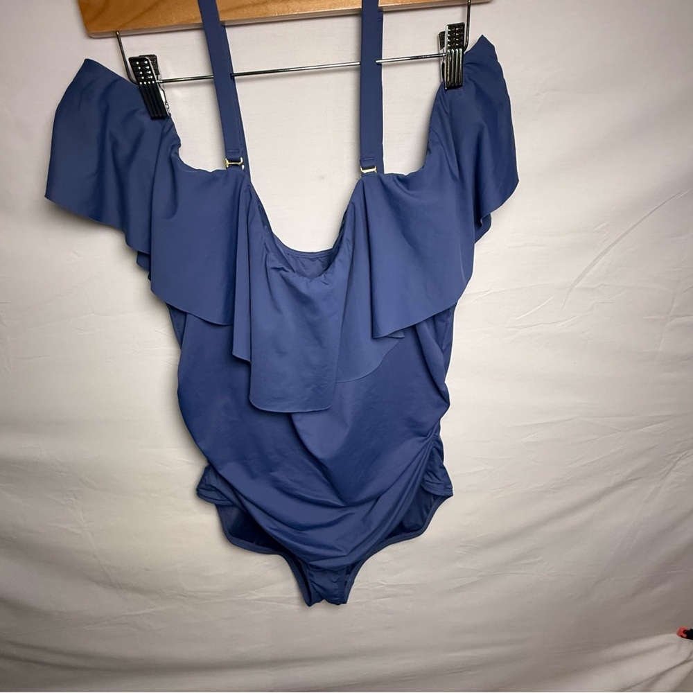 La Blanca Island Goddess Off Shoulder Ruffle One Piece Swimsuit Indigo 20W New - Picture 3 of 14